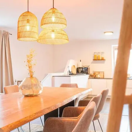 Calya Family In Brussels - 4 Bedrooms Sint-Pieters-Leeuw